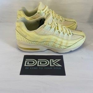 NEW Nike Air Max 95 GS Citron Size 7Y/Women's 8.5